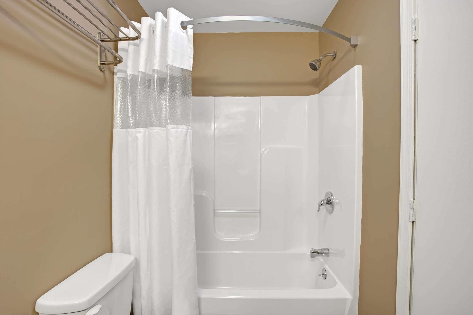 Super 8 By Wyndham Asbury Park Hotel Ngoại thất bức ảnh